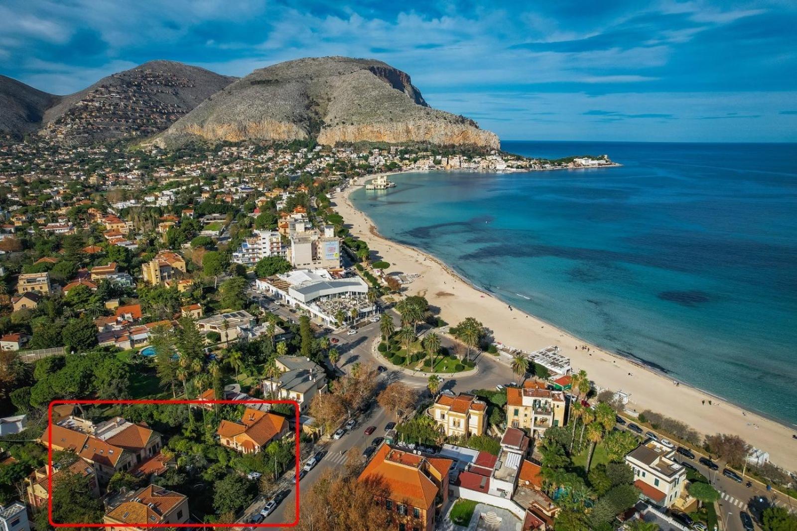 Mondello Beach Luxury Apartments Palermo Exterior photo