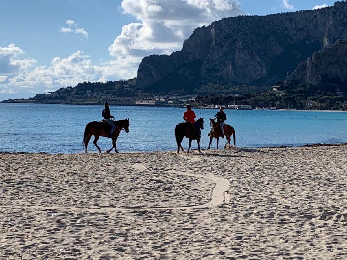 Mondello Beach Luxury Apartments Palermo Exterior photo